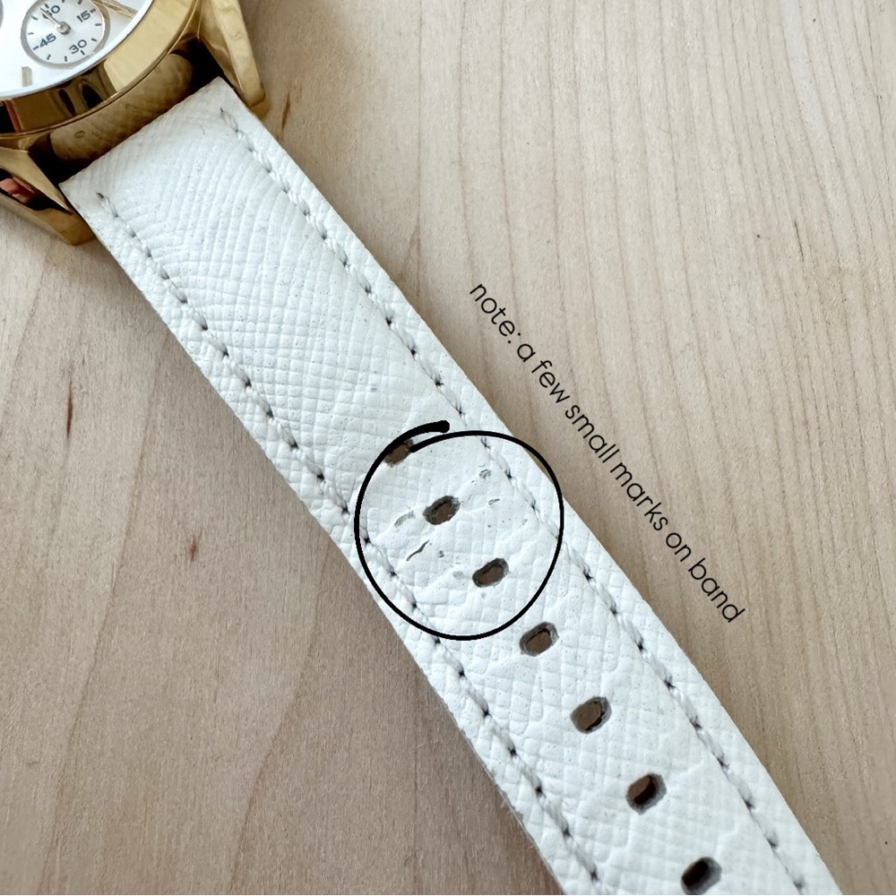 Michael Kors Bradshaw Chronograph Watch – Gold & White | 35mm - Picture 8 of 10
